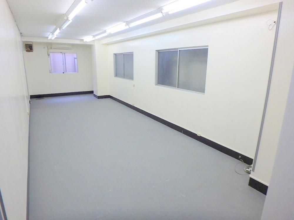 �y���̑������E�X�y�[�X�z�@