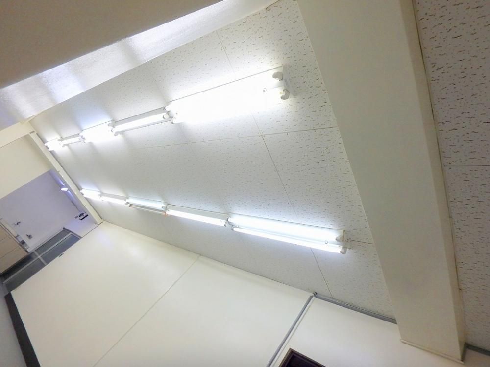 �y���̑��ݔ��z�@