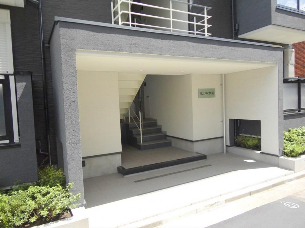 �y�G���g�����X�z�@