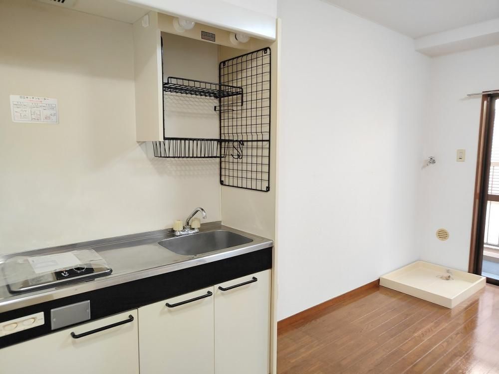 �y�L�b�`���z�@