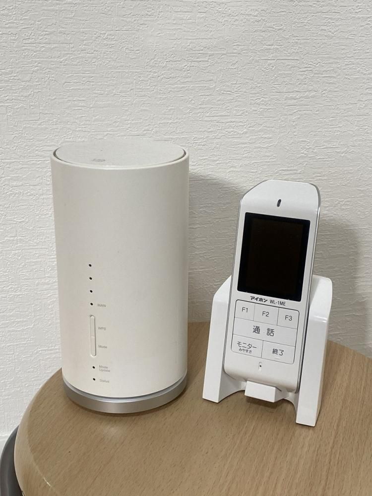 y̑ݔz@j^[tC^[zƖWi-Fi