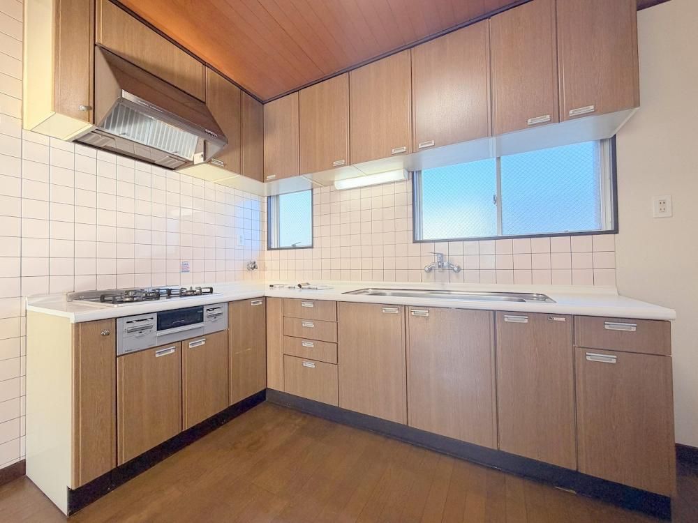 �y�L�b�`���z�@