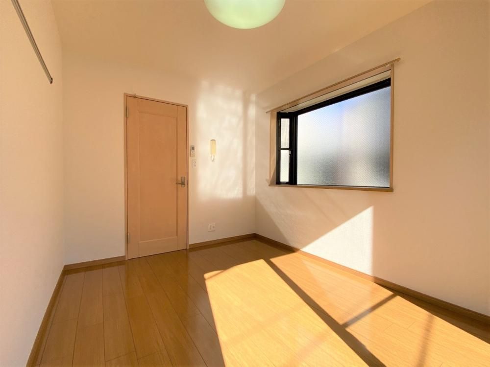 �y���ԁE���r���O�z�@�t���[�����O�A�o���̂������ł�