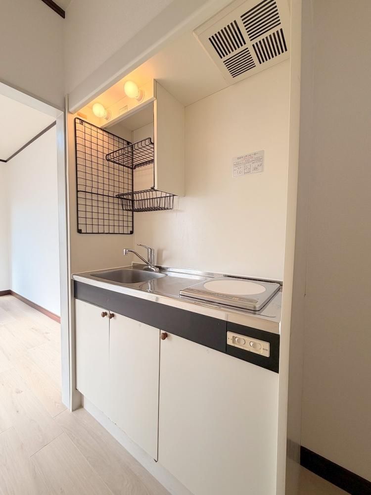 �y�L�b�`���z�@