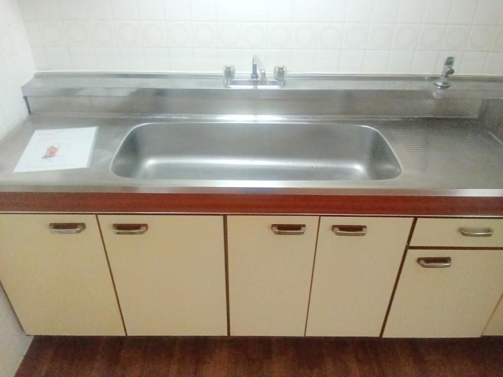 �y�L�b�`���z�@