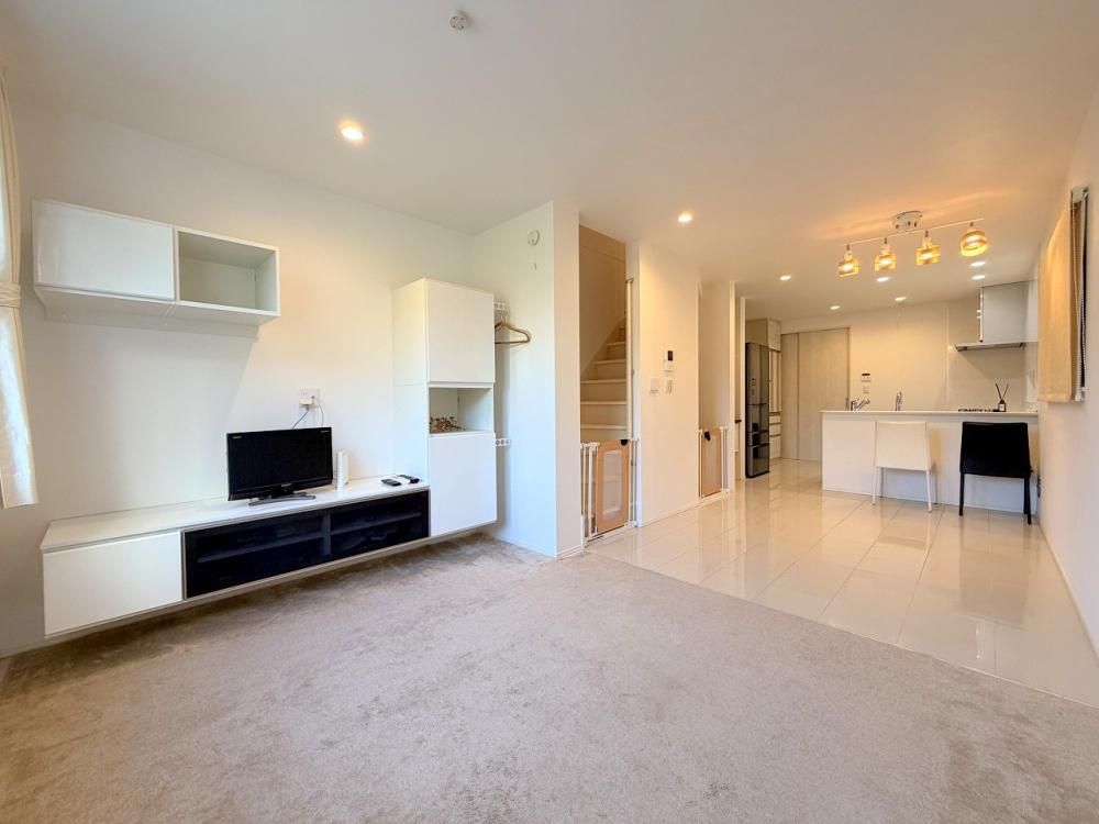 �y�����E���r���O�z�@