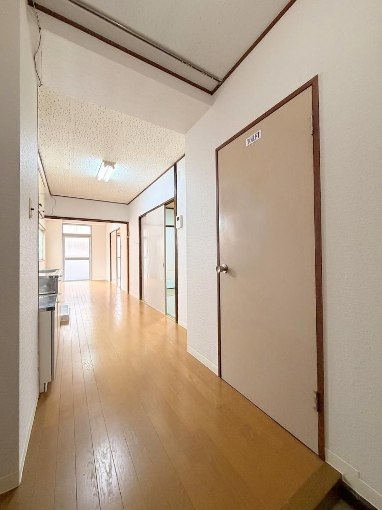 �y�����E���r���O�z�@