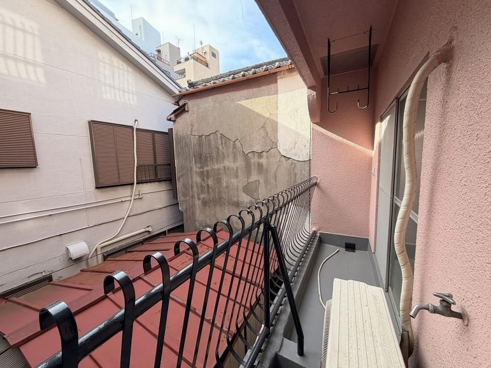 �y���]�z�@