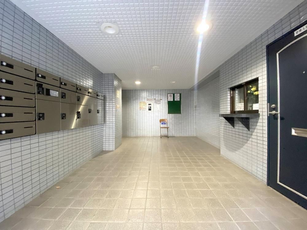 �y�G���g�����X�z�@