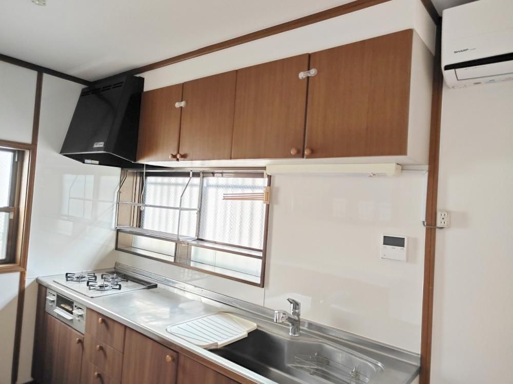 �y�L�b�`���z�@