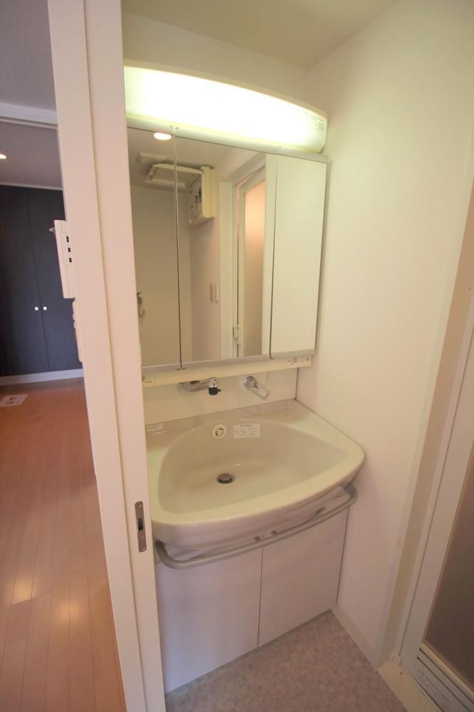 �y���ʏ��z�@