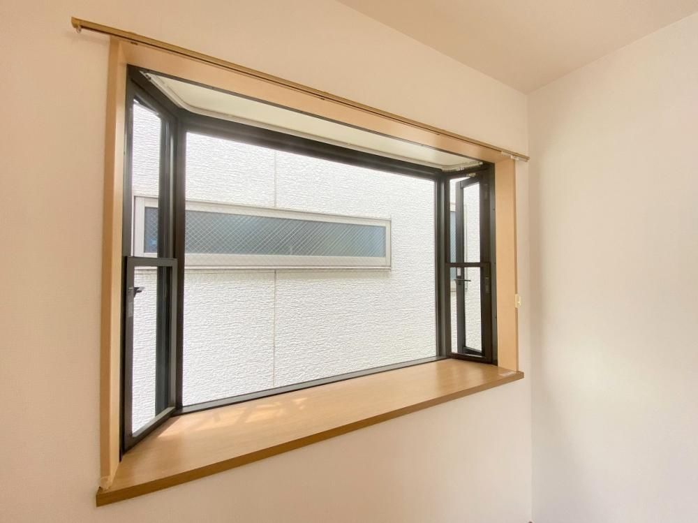 �y�����E���r���O�z�@�Б��̑��͏o���t���ō̌��ǍD��